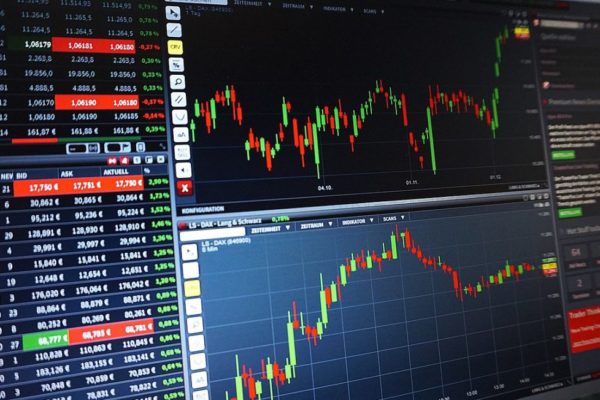 Quais fatores devemos olhar na hora de escolher um investimento?