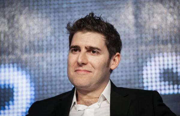 Como é a história de Eduardo Saverin, conhecido como o brasileiro que ajudou a criar o Facebook?