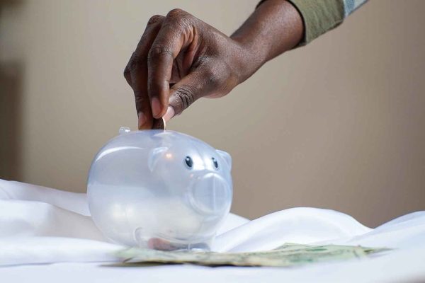 Como começar a investir com pouco dinheiro?