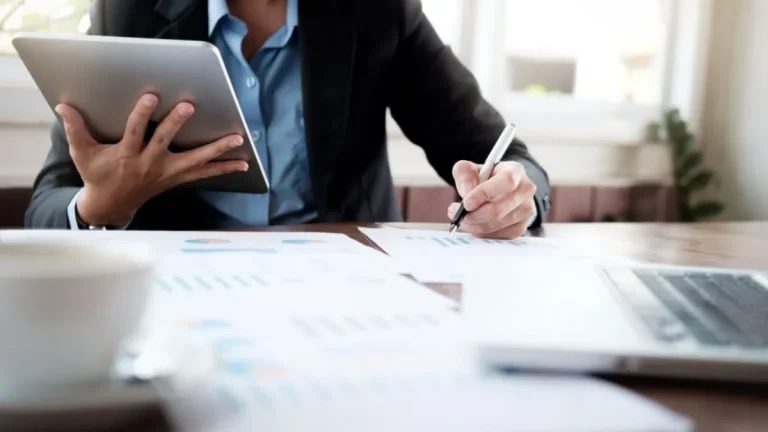 Entenda o que é DeFi e como investir de forma inteligente