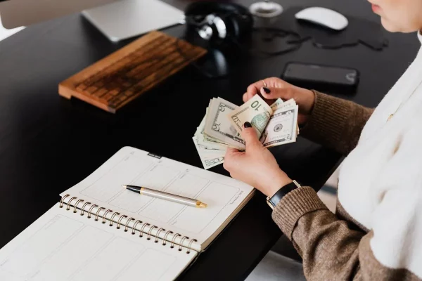 Em qual banco guardar dinheiro para fazê-lo render em 2025?