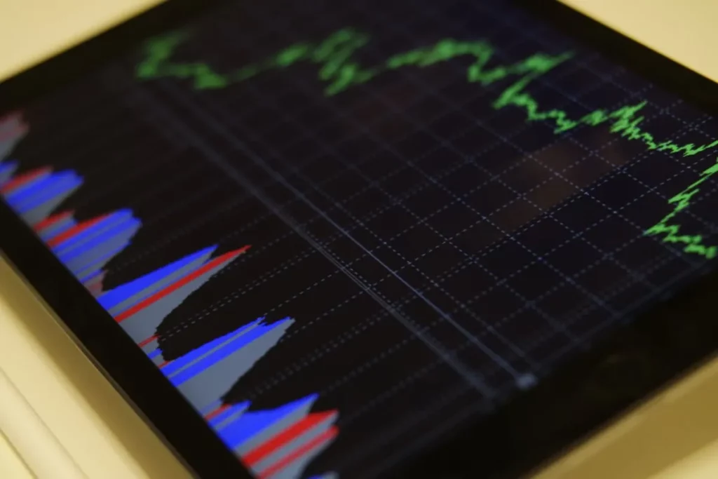 Tablet mostrando gráficos